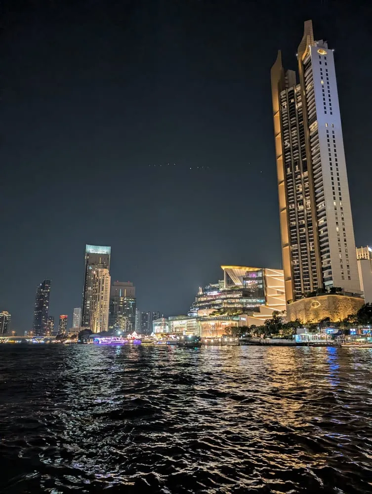 ICONSIAM, Charoen Nakhon Road, Khlong Ton Sai, Кхлонгсан, Бангкок, Таиланд 3