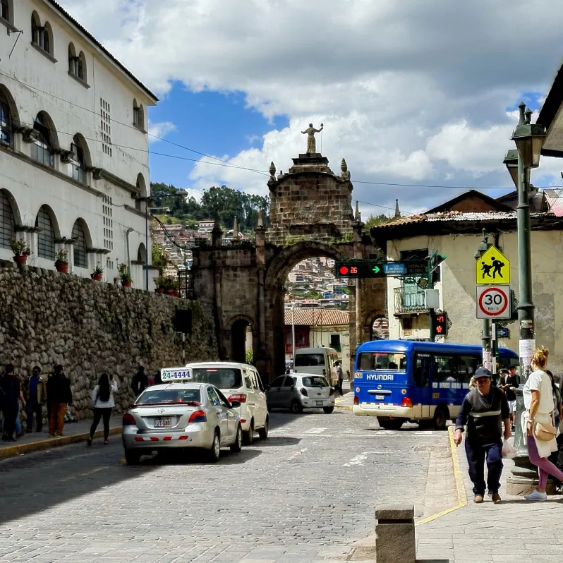https://d2rzpmb54mcyw0.cloudfront.net/content/guides/cusco/cusco5.webp