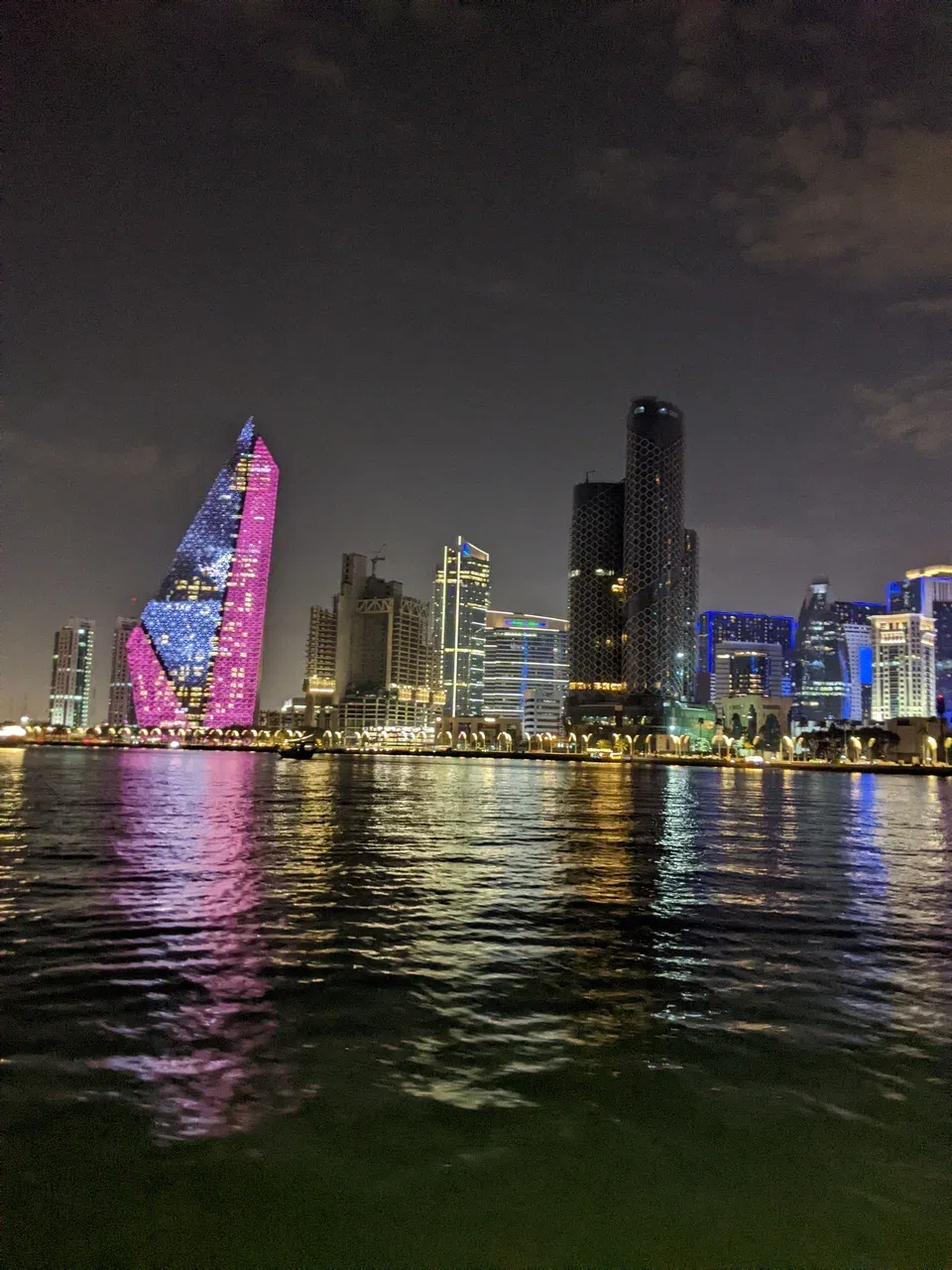 https://d2rzpmb54mcyw0.cloudfront.net/content/guides/doha/doha9.webp