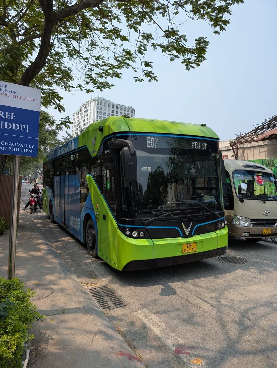 https://d2rzpmb54mcyw0.cloudfront.net/content/guides/hanoi/hanoi2.webp