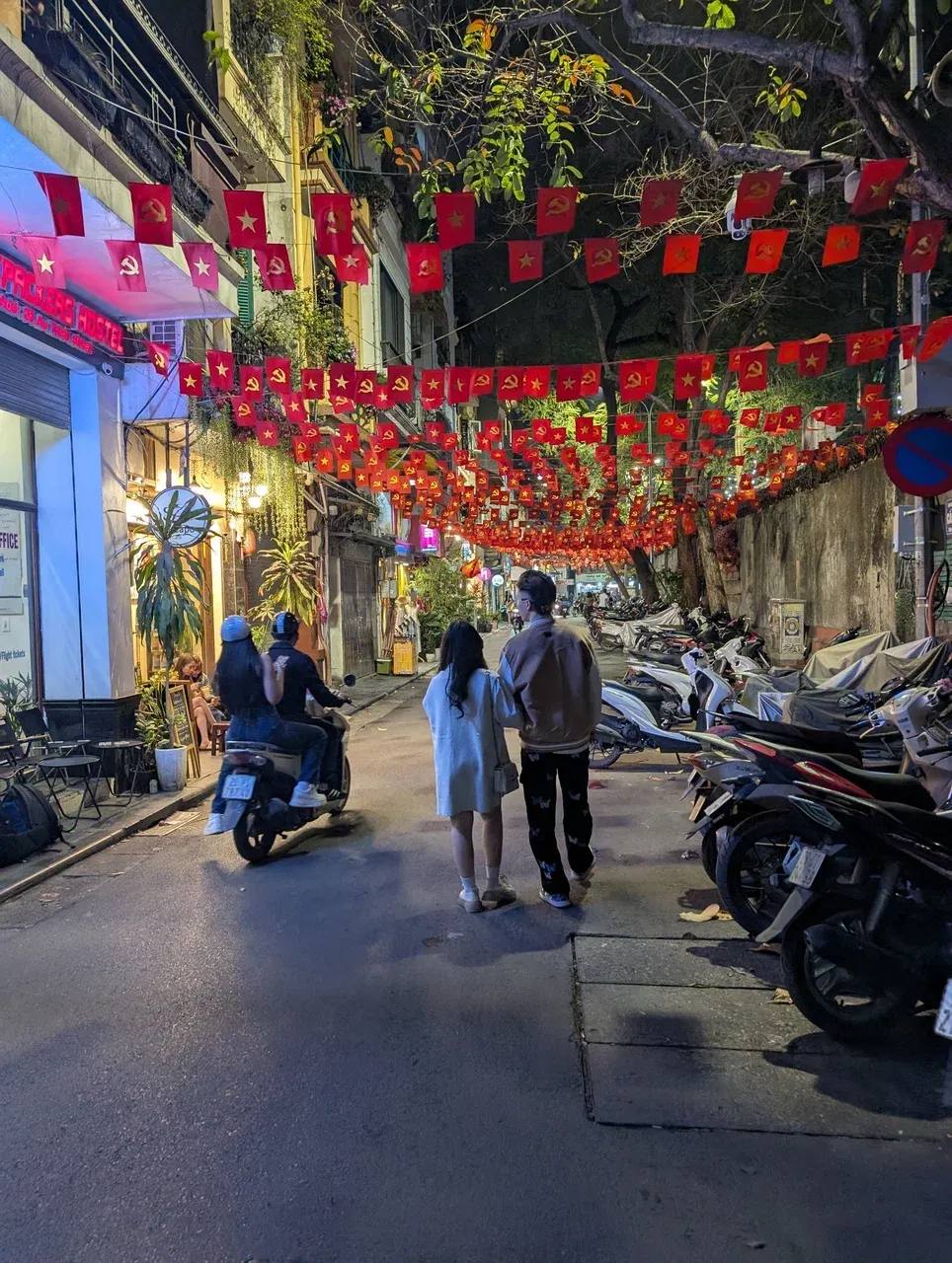 https://d2rzpmb54mcyw0.cloudfront.net/content/guides/hanoi/hanoi8.webp