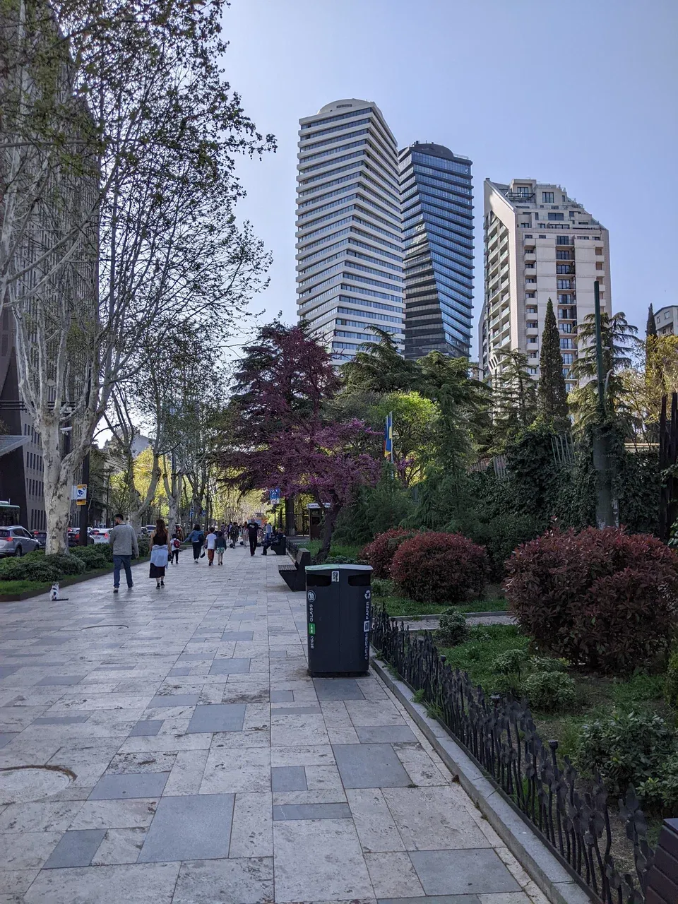 https://d2rzpmb54mcyw0.cloudfront.net/content/guides/tbilisi/tbilisi6.webp
