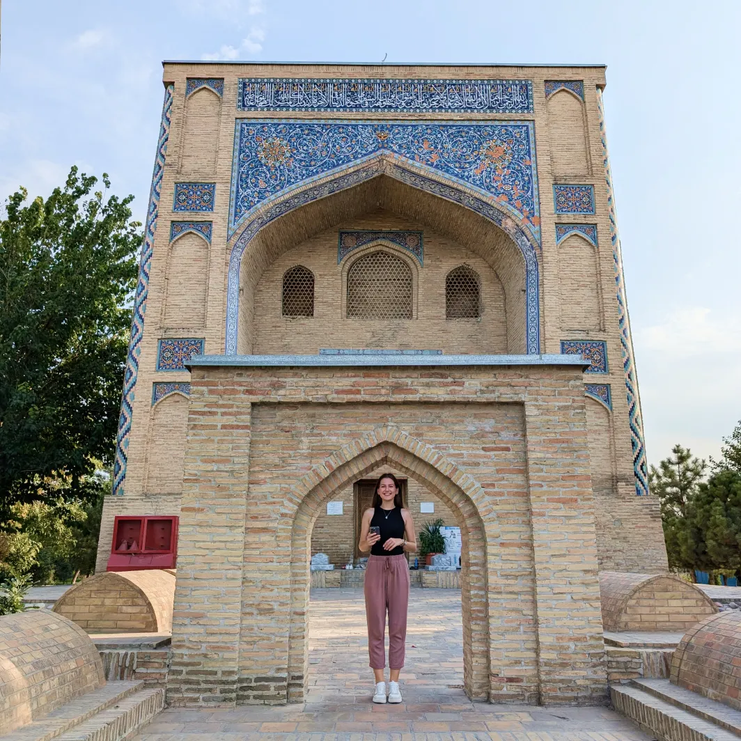 https://d2rzpmb54mcyw0.cloudfront.net/content/guides/uzbekistan/uzbekistan4.webp