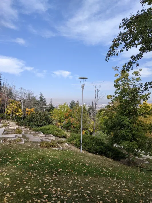 https://d2rzpmb54mcyw0.cloudfront.net/content/guides/ankara/botanical-park2.webp