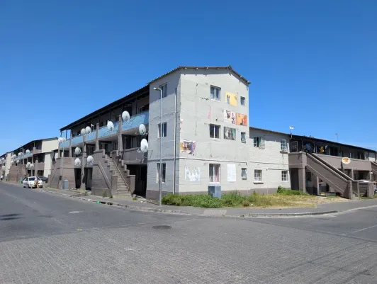 https://d2rzpmb54mcyw0.cloudfront.net/content/guides/cape-town/langa3.webp
