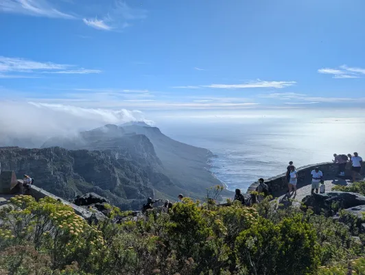 https://d2rzpmb54mcyw0.cloudfront.net/content/guides/cape-town/table-mountain3.webp