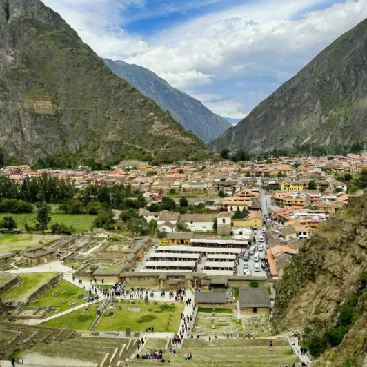 https://d2rzpmb54mcyw0.cloudfront.net/content/guides/cusco/ollantaytambo3.webp