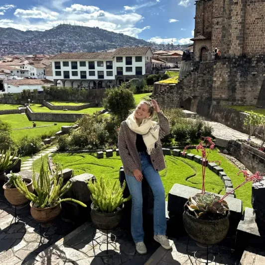 https://d2rzpmb54mcyw0.cloudfront.net/content/guides/cusco/qurikancha3.webp