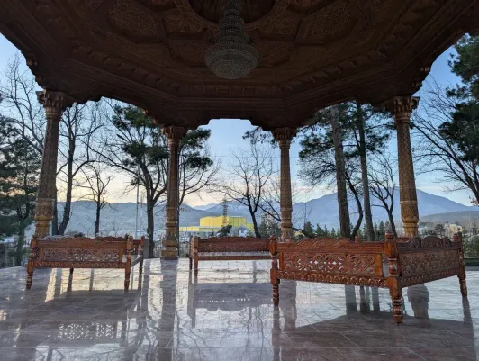https://d2rzpmb54mcyw0.cloudfront.net/content/guides/dushanbe/park-ayni4.webp