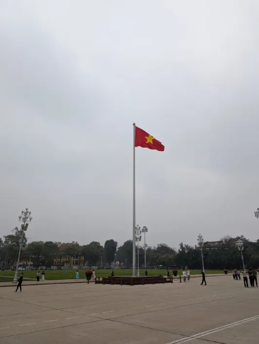 https://d2rzpmb54mcyw0.cloudfront.net/content/guides/hanoi/mausolei3.webp