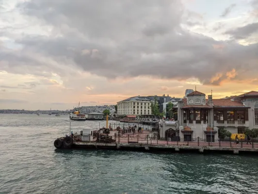 https://d2rzpmb54mcyw0.cloudfront.net/content/guides/istanbul/bosfor5.webp