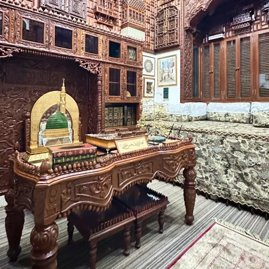 https://d2rzpmb54mcyw0.cloudfront.net/content/guides/jeddah/al-taybat-museum8.webp