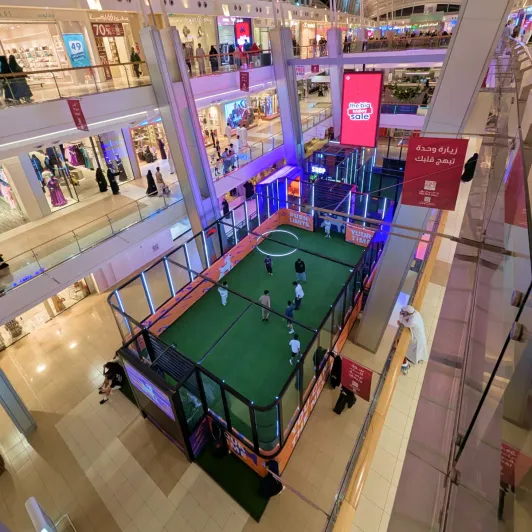 https://d2rzpmb54mcyw0.cloudfront.net/content/guides/jeddah/red-sea-mall2.webp