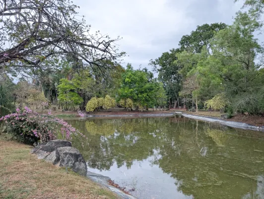 https://d2rzpmb54mcyw0.cloudfront.net/content/guides/langkawi/legenda-park2.webp