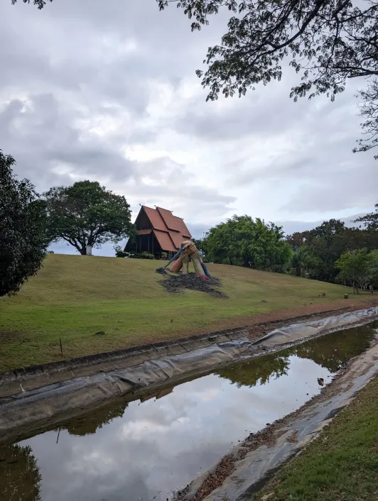 https://d2rzpmb54mcyw0.cloudfront.net/content/guides/langkawi/legenda-park3.webp