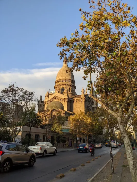 https://d2rzpmb54mcyw0.cloudfront.net/content/guides/santiago/church-blessed-sacrament2.webp