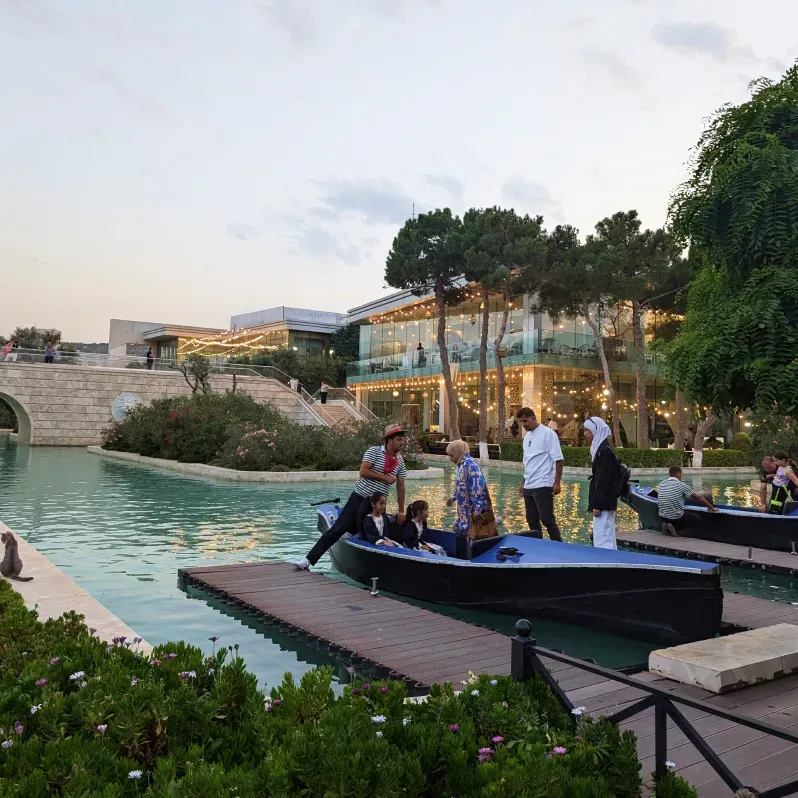 Baku Travel Guide