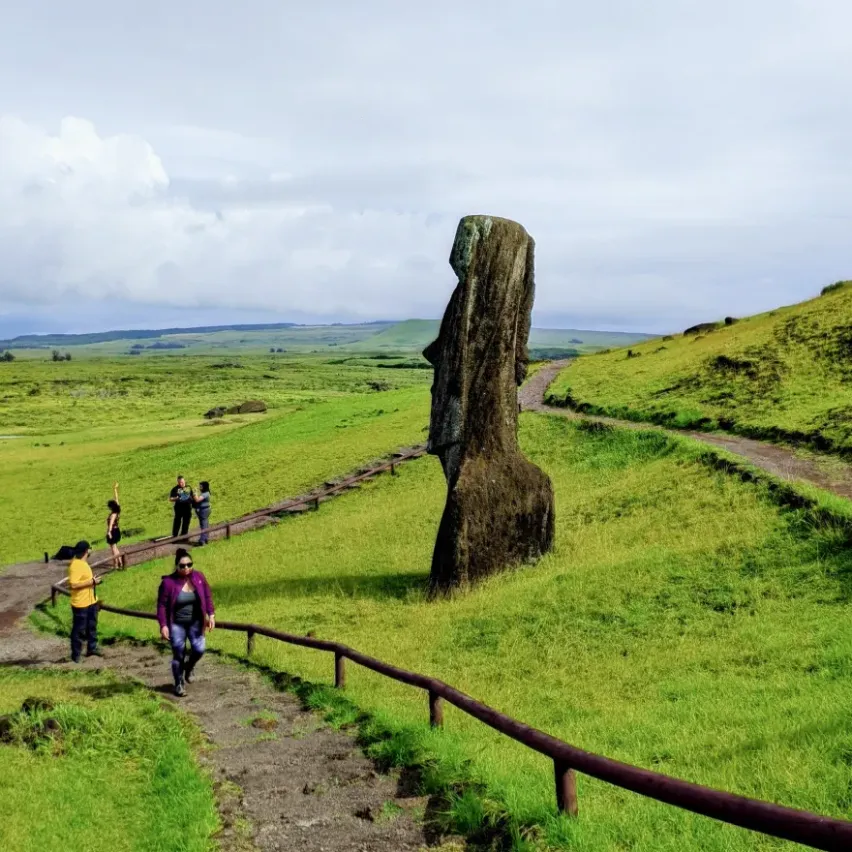 Easter Island Travel Guide