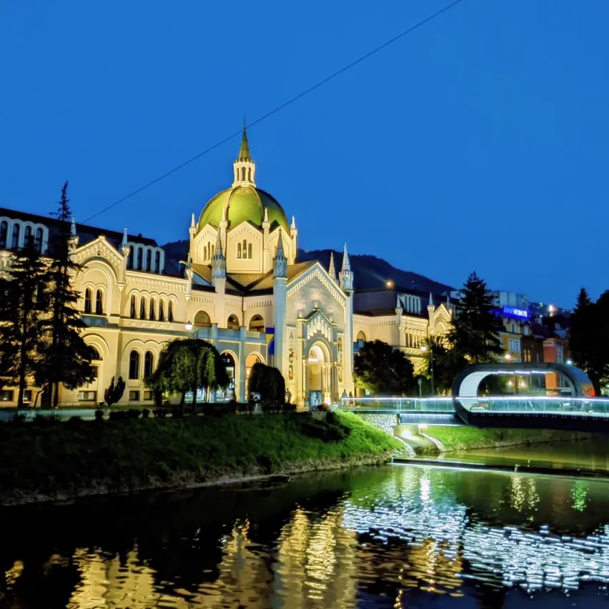 Author image Travel Guide to the Capital of Bosnia and Herzegovina - Sarajevo